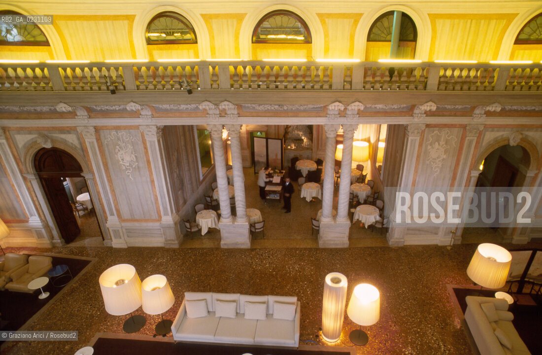 VENEZIA HOTEL MONACO © 2002 Graziano Arici/Rosebud2 TEATRO