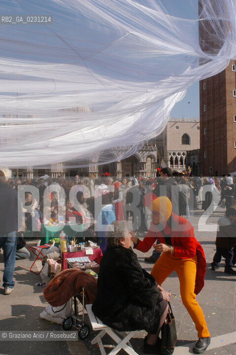 VENEZIA 2003 - CARNEVALE ALLESTIMENTO DELLA PIAZZA SAN MARCO  DI DONATO SARTORI ©Graziano Arici/Rosebud2 / TELA