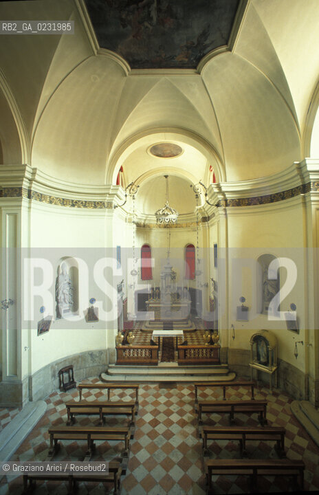 Caption: Nome:..ISOLA DI SAN SERVOLO: CHIESA....Localizzazione:..VENEZIA / ISOLA DI SAN SERVOLO  / LAGUNA SUD..VENICE / THE ISLE OF SAN SERVOLO / THE SOUTH  LAGOON..Soggetto:..ISOLA DI SAN SERVOLO / CHIESA..THE ISLE OF SAN SERVOLO / CHURCH..Cronologia:..SEC. XVIII..XVIII CENTURY..Autore:..TEMANZA TOMASO / 1705 - 1789....Stile:......Editori Stampatori:......Committenza:......Materia e Tecnica:......Collocazione:......Note:..DAL 1734 DIVENNE RICOVERO PER MALATTIE MENTALI FINO AL 1979 / DAL1982 OSPITA LA SCUOLA EUROPEA DI ONCOLOGIA E IL CENTRO EUROPEO PER RESTAURATORI / DAL 1996 E SEDE DELLA VENICE INTERNATIONAL UNIVERSITY / RIUSO..FROM 1734 TO 1979 IT WAS USED AS A MENTAL HOSPITAL / IN 1982  IT BECAME THE SEAT OF EUROPEAN SCHOOL OF ONCOLOGY  AND  OF THE EUROPEAN  CENTRE FOR RESTORERS / IN 1996 IT BECAME THE SEAT OF THE VENICE INTERNATIONAL UNIVERSITY /  RE-USE ..Riproduzione Fotografica:..Graziano Arici/Rosebud2 ...Copyright:..Graziano Arici / rosebud2/....Data:..1993....Costo:..A....Key:..ISOLE ABBANDONATE / CHIESA..UNINHABITED ISLANDS / CHURCH