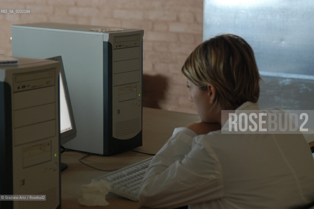 VENEZIA -IUAV FACOLTA DI ARCHITETTURA - DIPARTIMENTO DI ARTI E DISEGNO INDUSTRIALE ©Graziano Arici/Rosebud2 COMPUTER UNIVERSITA