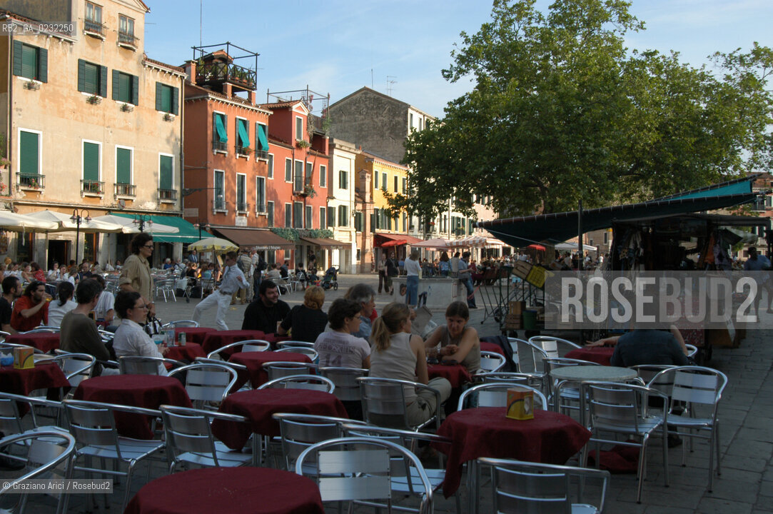 CAMPO S.MAGHERITA © 2003 Graziano Arici/Rosebud2 DORSODURO BAR CAFFE OSTERIE