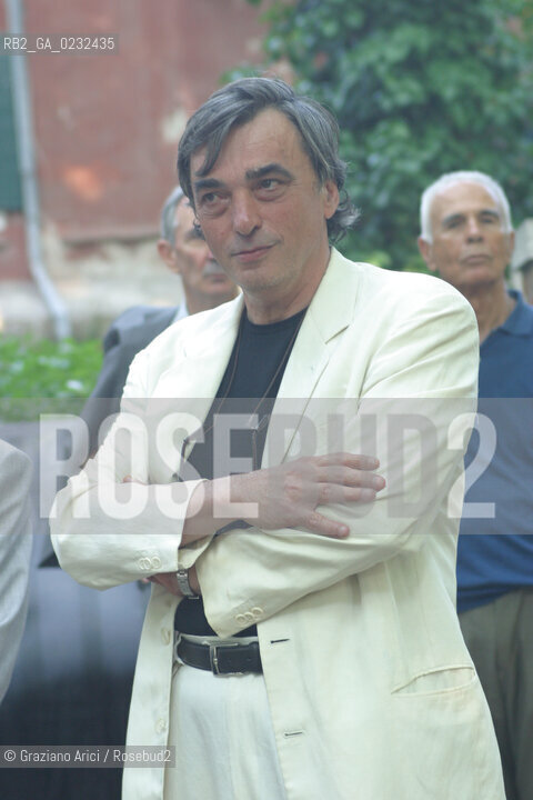 50° ESPOSIZIONE INTERNAZIONALE DARTE LA BIENNALE DI VENEZIA - GIARDINI - LE INSTALLAZIONI DI  VIVERE VENEZIA  © 2003 Graziano Arici/Rosebud2 / CONSORZIO VENEZIA NUOVA / IUAV MARCO DE MICHELIS