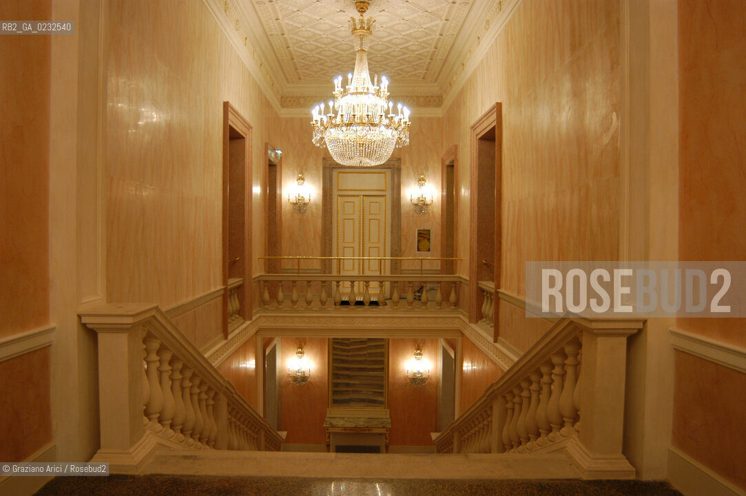VENEZIA VENICE ITALY - THE GRAN TEATRO LA FENICE REBUILDED : THE SALE APOLLINEE © 13-12-2003 Graziano Arici/Rosebud2 La cessione dei diritti di questa immagine si intende per quanto di nostra competenza. Non comprende invece le eventuali spese  relative a diritti che potranno essere richiesti dagli Enti o persone fisiche cui appartengono eventualmente i soggetti  ripresi. Tali costi, ove necessari, e lÕespletamento di qualsivoglia pratica di richiesta di concessione del permesso di pubblicazione sono esclusivamente a carico e a cura del soggetto acquirente di questa immagine.