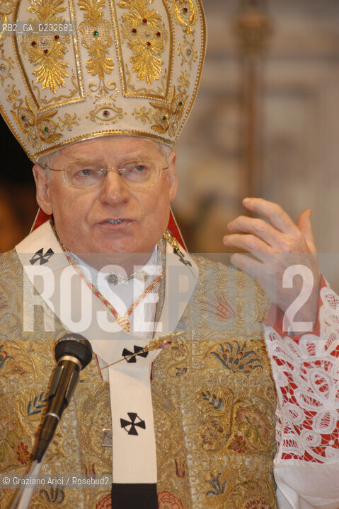 VENEZIA FESTA DELLA MADONNA DELLA SALUTE - PROCESSIONE CON IL CARDINALE PATRIARCA ANGELO SCOLA © 2003 Graziano Arici/Rosebud2 RELIGIONE