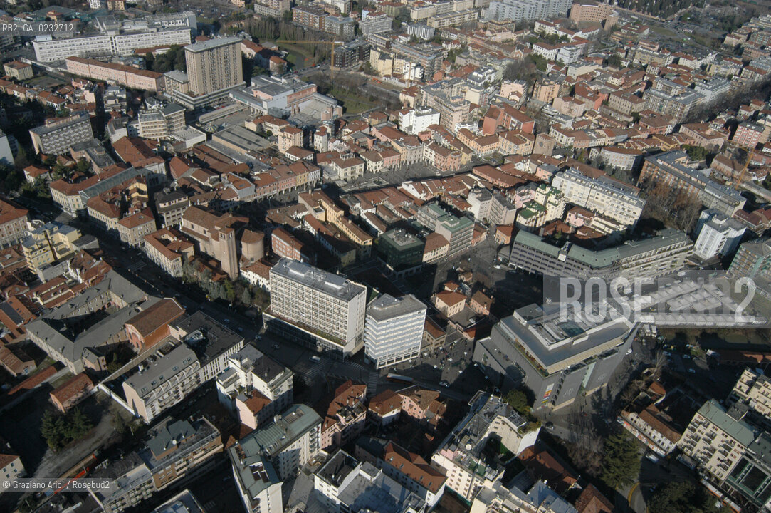 VENEZIA - MESTRE : PIAZZA BARCHE CENTRO COMMERCIALE BARCHE  © 2004 Graziano Arici/Rosebud2  / FOTO AEREA