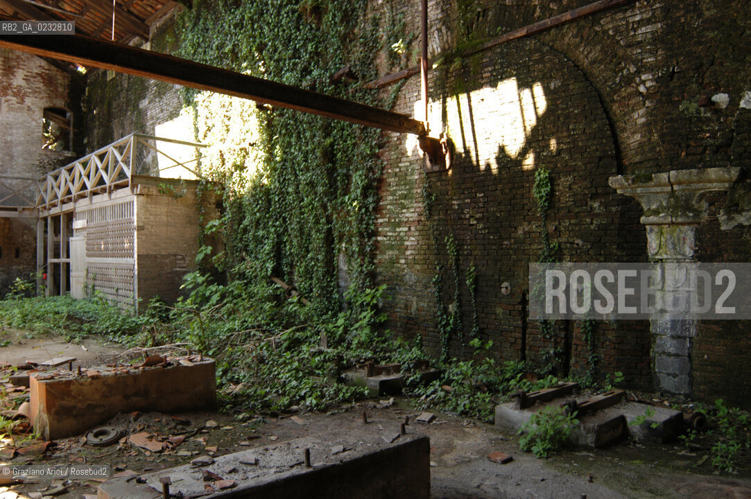 VENEZIA 19/5/04  ARSENALE LAVORI DI RESTAURO CAPANNONI 99-100-101 ©Graziano Arici/Rosebud2 CONSORZIO VENEZIA NUOVA