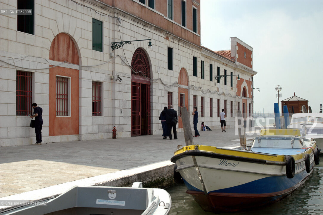 VENEZIA 2003  LAVORI SUL SITO DELLEX MACELLO ORA UNIVERSITˆ DI CA FOSCARI  ©Graziano Arici/Rosebud2 CONSORZIO VENEZIA NUOVA