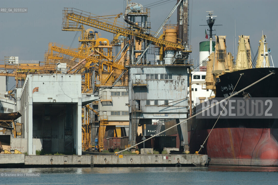 VENEZIA SETTEMBRE 2005 - PORTO MARGHERA -  THE VENICE HARBOUR ©Graziano Arici/Rosebud2 PORTO COMMERCIALE