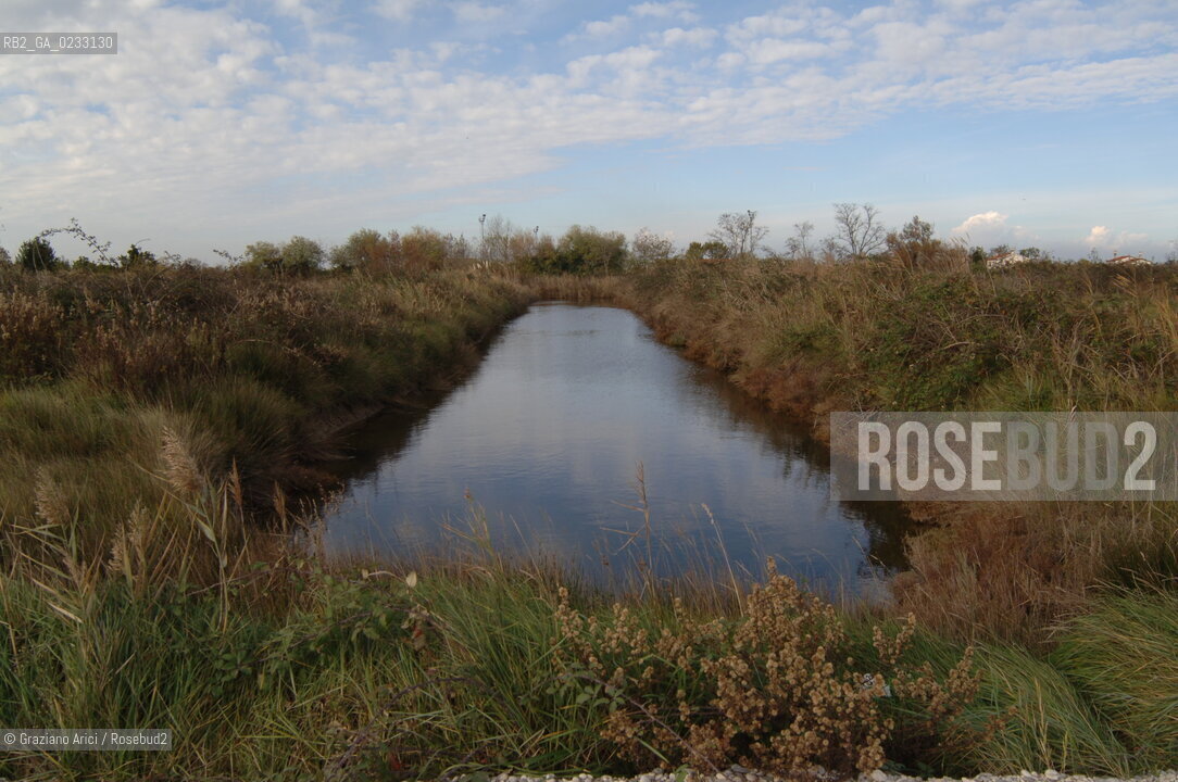 VENEZIA 17/11/05 PESCHIERE NELLISOLA DI S.ERASMO ©Graziano Arici/Rosebud2 VALLE DA PESCA