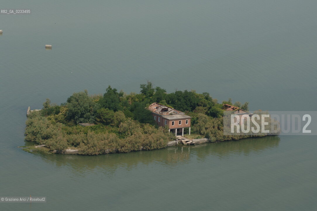 VENEZIA 14/07/06 FOTO AEREE AI LAVORI IN CORSO  PER LA RICOSTRUZIONE BARENE ©Graziano Arici/Rosebud2 CONSORZIO VENEZIA NUOVA LAGUNA