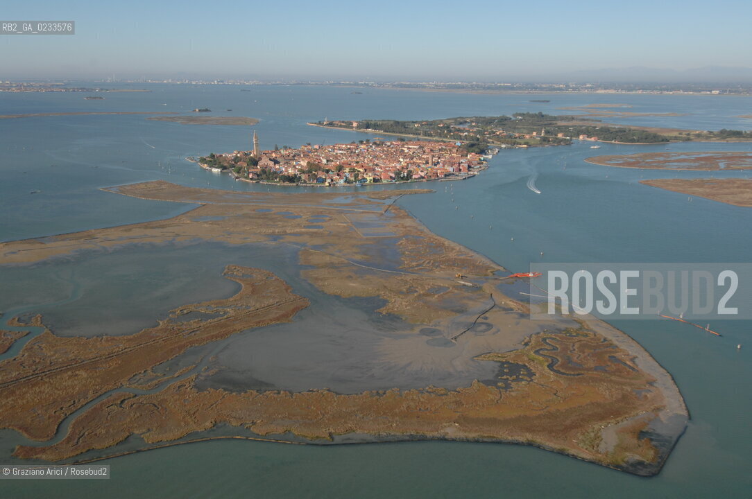 VENEZIA 10/10/06 FOTO AEREE AI LAVORI IN CORSO  PER LA RICOSTRUZIONE BARENE BURANO  ©Graziano Arici/Rosebud2 CONSORZIO VENEZIA NUOVA LAGUNA