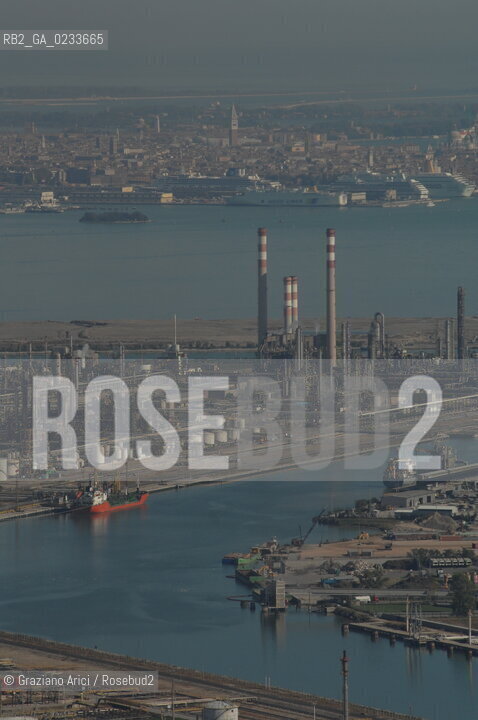 VENEZIA 10/10/06 FOTO AEREA PORTO MARGHERA VENEZIA  ©Graziano Arici/Rosebud2