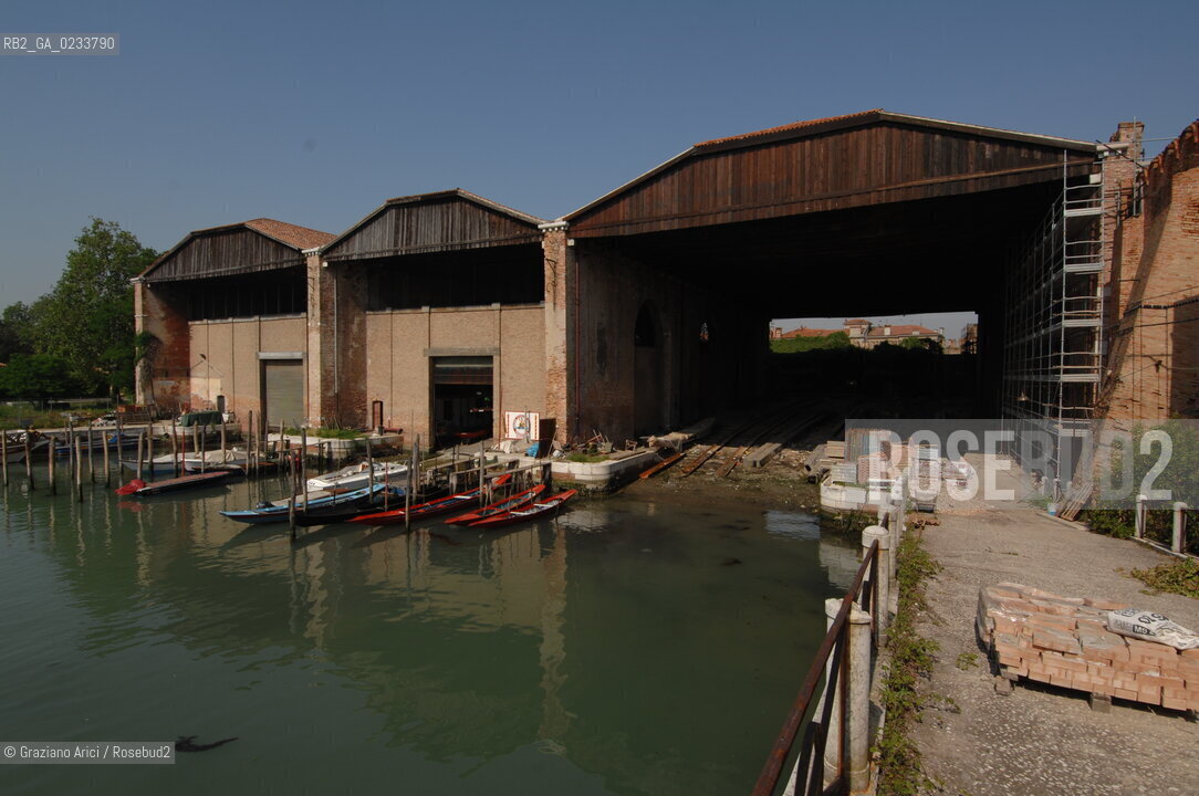 VENEZIA 22 MAGGIO 2007 - ARSENALE DI VENEZIA : DARSENA NUOVISSIMA ©Graziano Arici/Rosebud2 ARCHEOLOGIA INDUSTRIALE THETIS