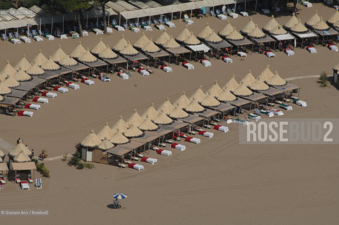 VENEZIA AGOSTO 2007 - LIDO DI VENEZIA HOTEL EXCELSIOR @ Graziano Arici/Rosebud2 SPIAGGIA