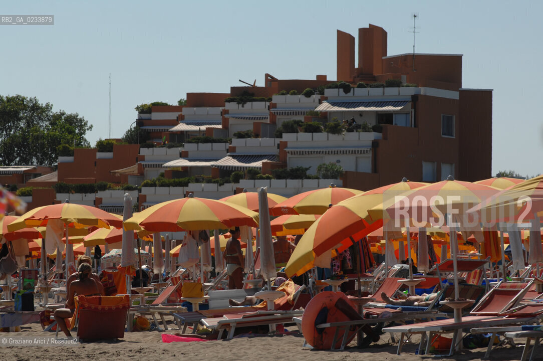 VENEZIA 1/08/2007 - LITORALE DEL CAVALLINO  ©Graziano Arici/Rosebud2 SPIAGGIA