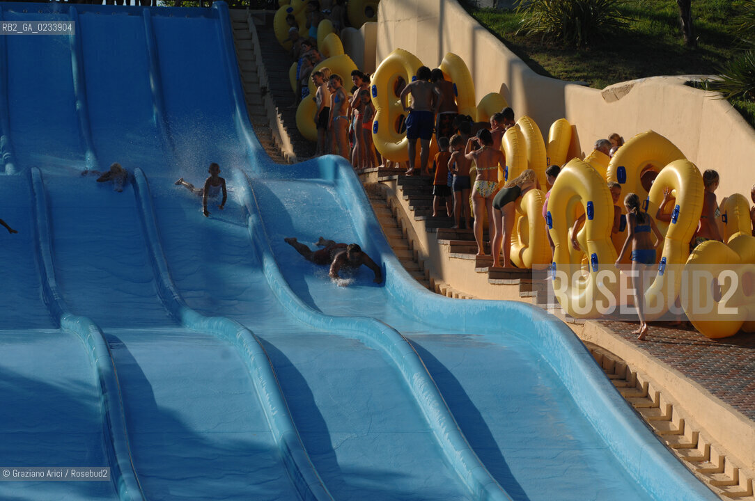 VENEZIA 1/08/2007 - LITORALE DI JESOLO ACQUALANDIA ©Graziano Arici/Rosebud2 SPIAGGIA ACQUA PISCINA