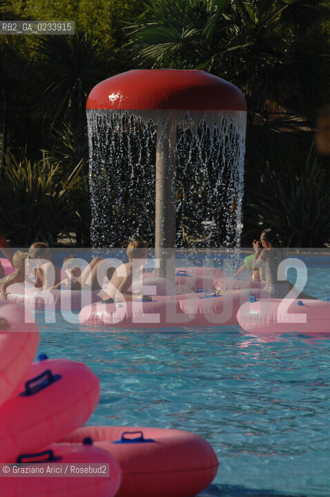 VENEZIA 1/08/2007 - LITORALE DI JESOLO ACQUALANDIA ©Graziano Arici/Rosebud2 SPIAGGIA ACQUA PISCINA