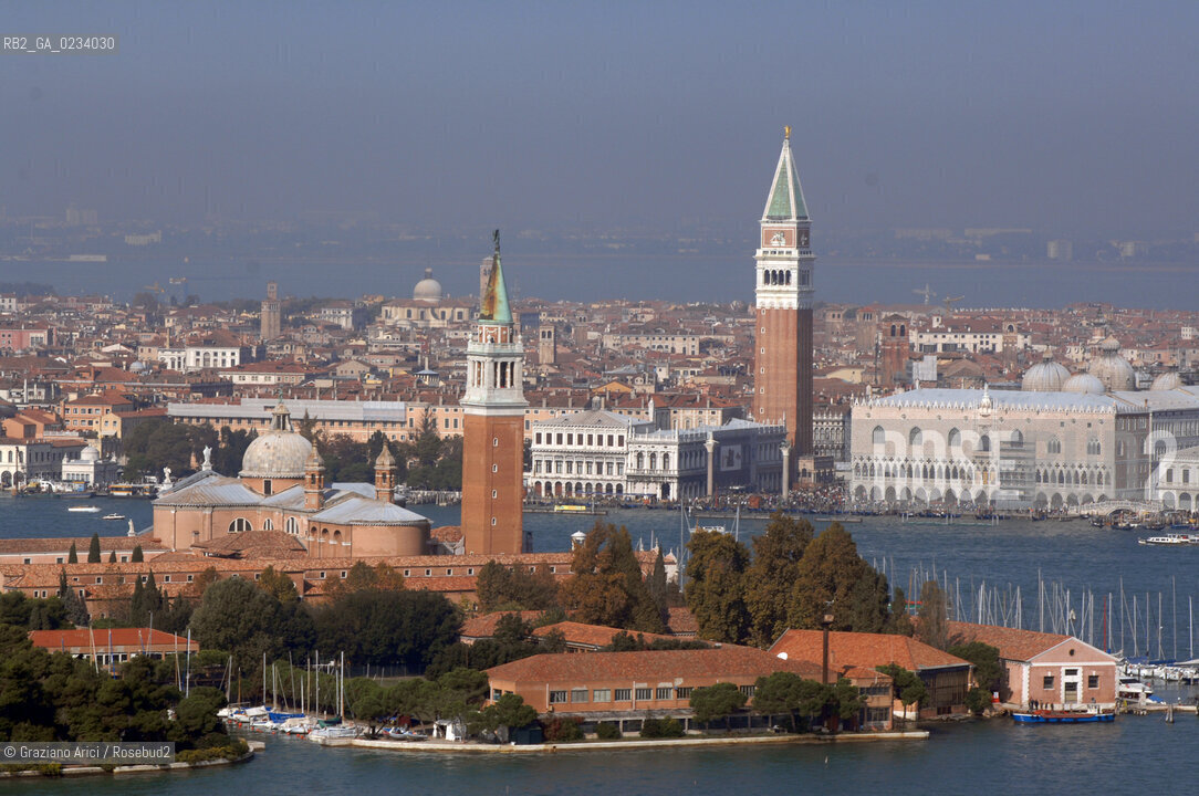 VENEZIA 16/10/07 FOTO AEREA DI VENEZIA SKYLINE ©Graziano Arici/Rosebud2