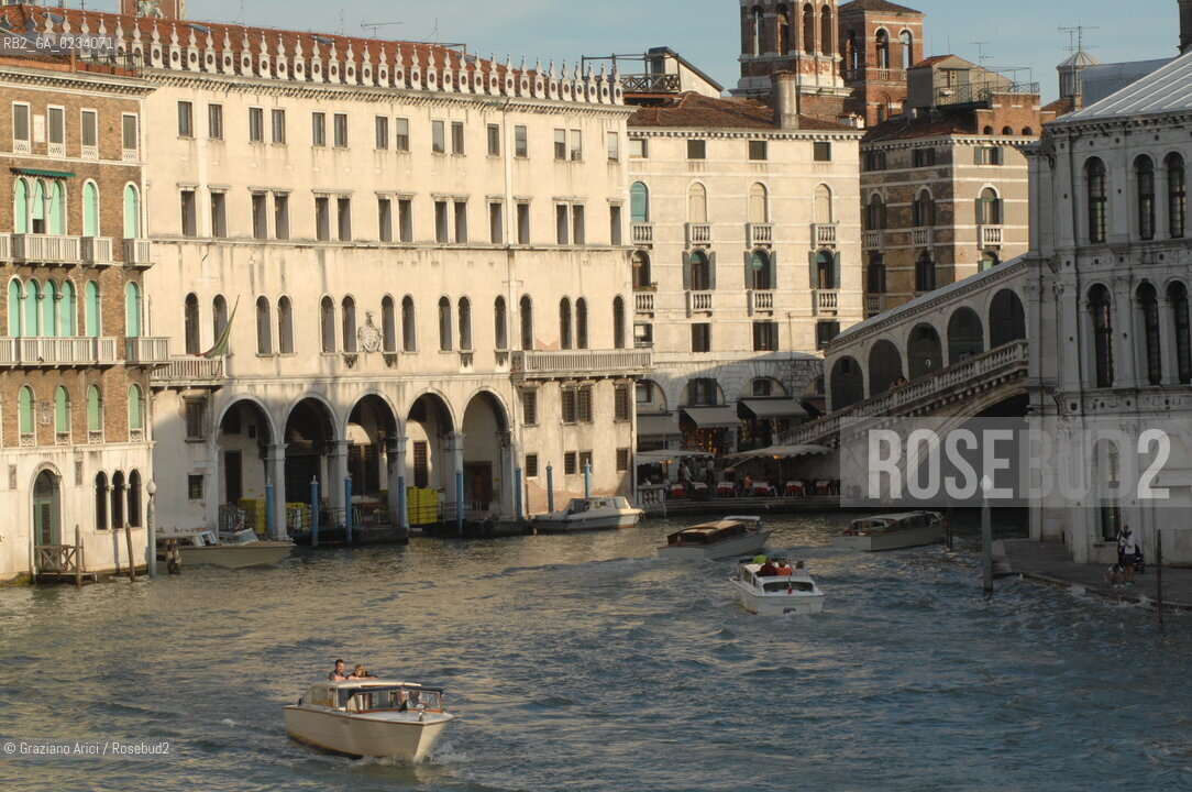 VENEZIA 11/5/08 - IL CANAL GRANDE DAVANTI AL PALAZZO DEI CAMERLENGHI ©Graziano Arici/Rosebud2