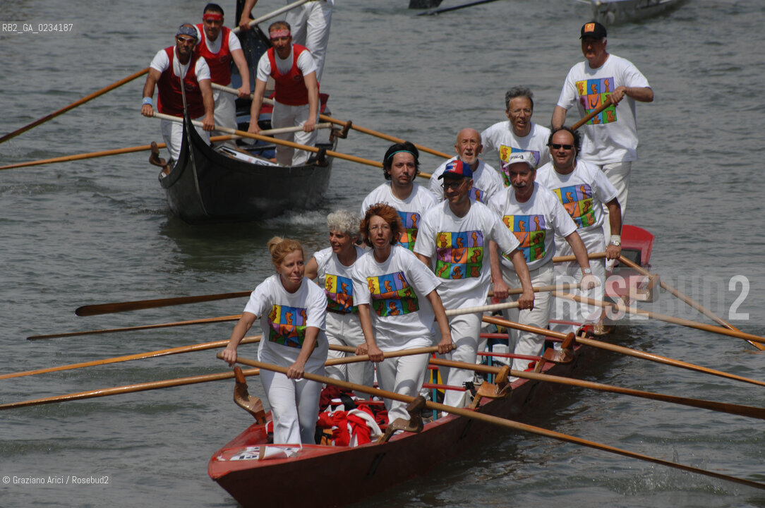 VENEZIA 11/5/08 REGATA VOGALONGA IN RIO DI CANNAREGIO ©Graziano Arici/Rosebud2 BARCA