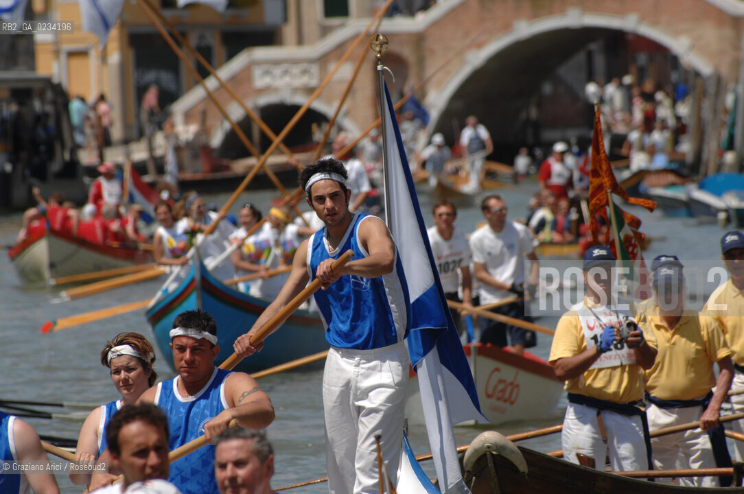 VENEZIA 11/5/08 REGATA VOGALONGA IN RIO DI CANNAREGIO ©Graziano Arici/Rosebud2 BARCA