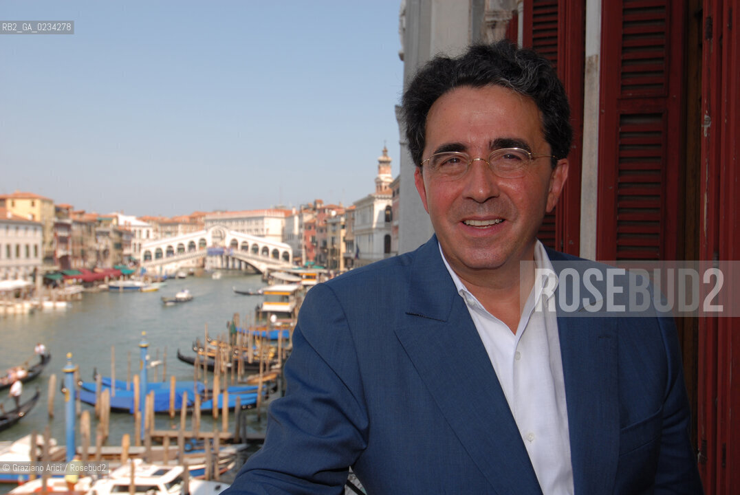 VENICE 2/09/08 - THE ARCHITECT SANTIAGO CALATRAVA DESIGNER OF THE NEW 4TH BRIDGE ON GRAND CANAL IN VENICE   © MARTA BUSO/ARICI/GRAZIANERI ARCHITETTO ARCHITETTURA PONTE