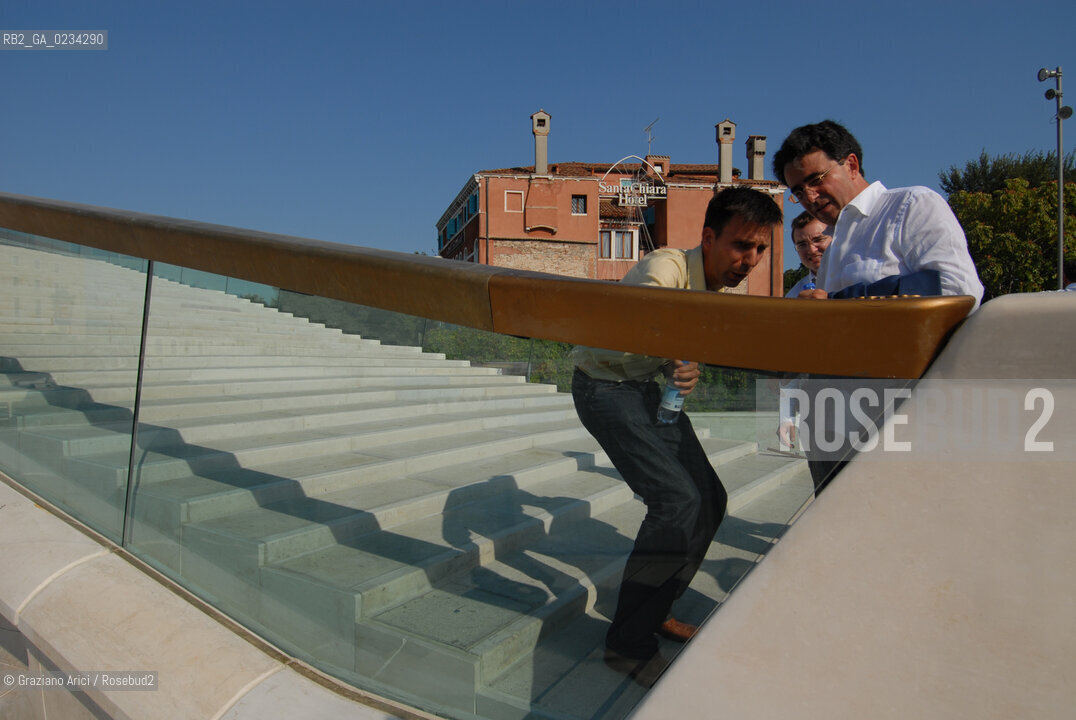 VENICE 2/09/08 - THE ARCHITECT SANTIAGO CALATRAVA DESIGNER OF THE NEW 4TH BRIDGE ON GRAND CANAL IN VENICE   © MARTA BUSO/ARICI/GRAZIANERI ARCHITETTO ARCHITETTURA PONTE
