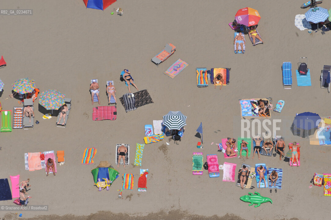 VENEZIA LUGLIO 2009 - FOTO AEREA DELLA SPIAGGIA DI CAVALLINO JESOLO ©Graziano Arici/Rosebud2 MARE