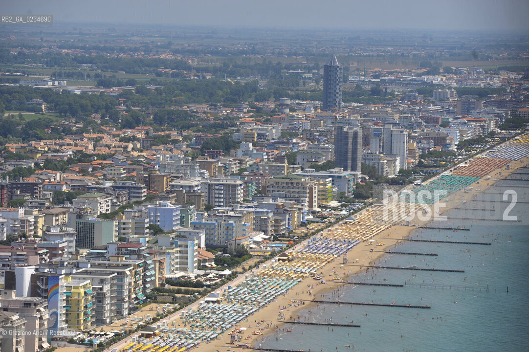 VENEZIA LUGLIO 2009 - FOTO AEREA DELLA SPIAGGIA DI JESOLO ©Graziano Arici/Rosebud2 MARE