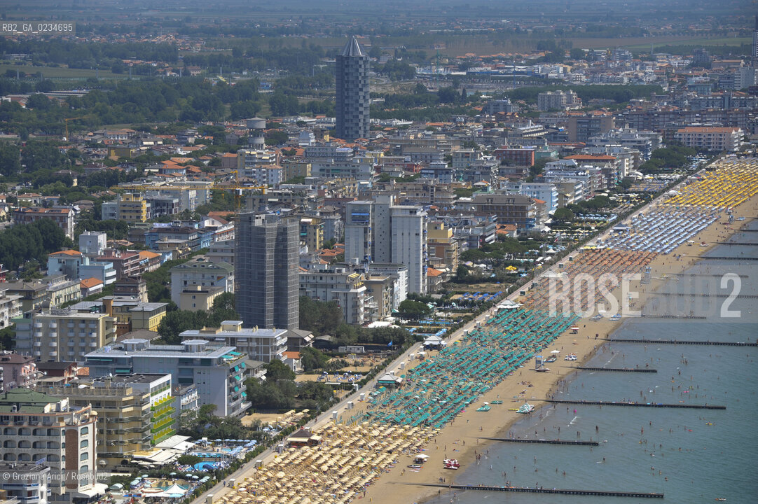 VENEZIA LUGLIO 2009 - FOTO AEREA DELLA SPIAGGIA DI JESOLO ©Graziano Arici/Rosebud2 MARE