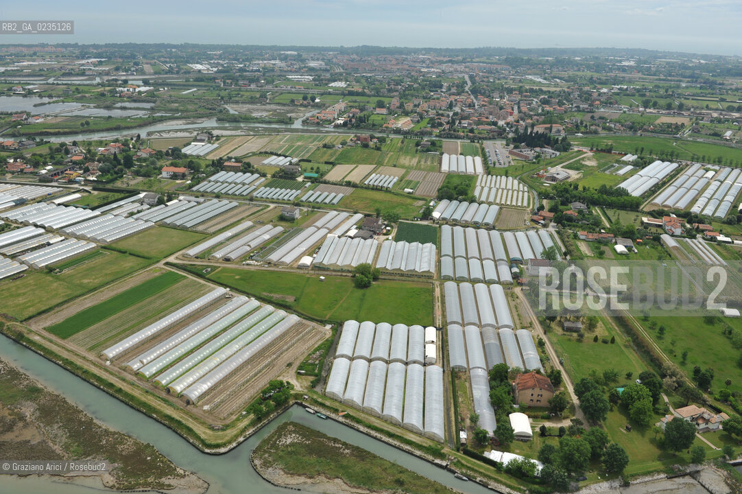 Venice 20/5/10 - Aerial view of greenhouses in Cavallino serra foto aerea ©Graziano Arici/Rosebud2
