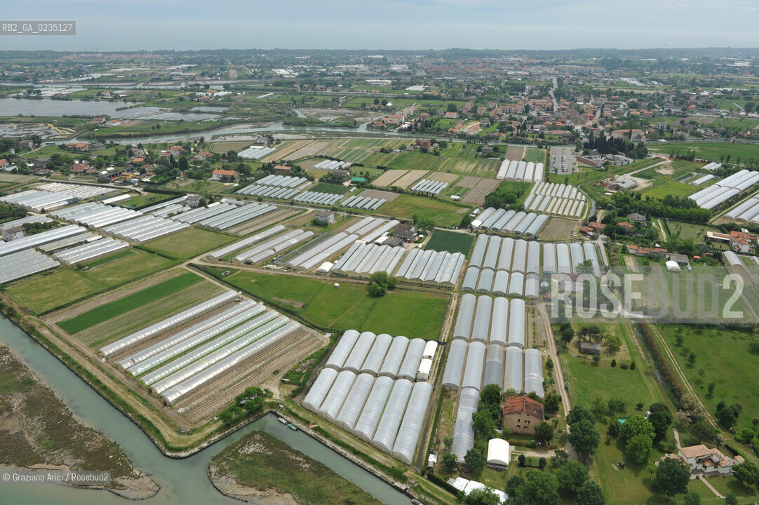 Venice 20/5/10 - Aerial view of greenhouses in Cavallino serra foto aerea ©Graziano Arici/Rosebud2