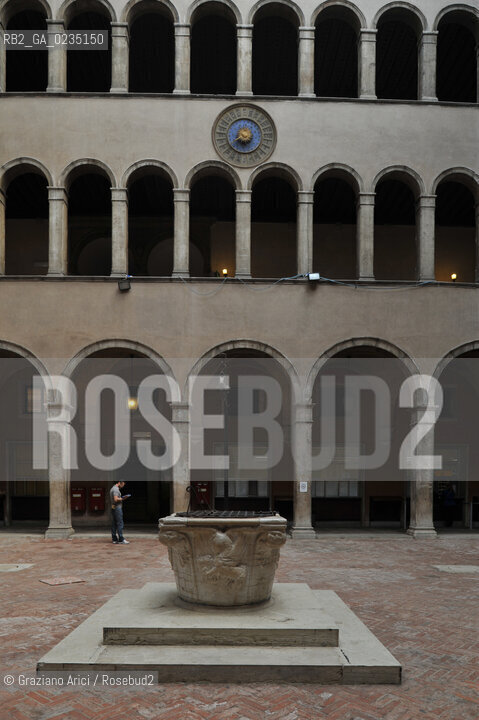 Venice  4/5/10 - The palace Fontego dei Tedeschi - It was the ancient warehouse of the german merchant palazzo ©Graziano Arici/Rosebud2