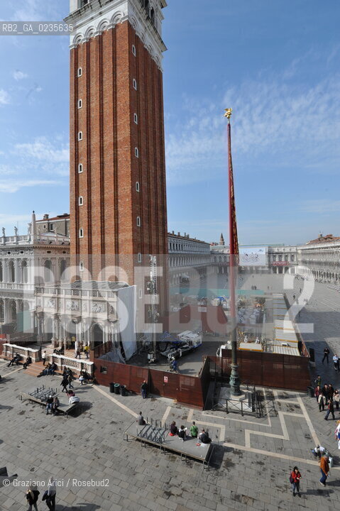 VENEZIA 25/3/10 - CANTIERE PER IL RESTAURO DELLE FONDAMENTA DEL CAMPANILE DI S.MARCO ©Graziano Arici/Rosebud2 CONSORZIO VENEZIA NUOVA