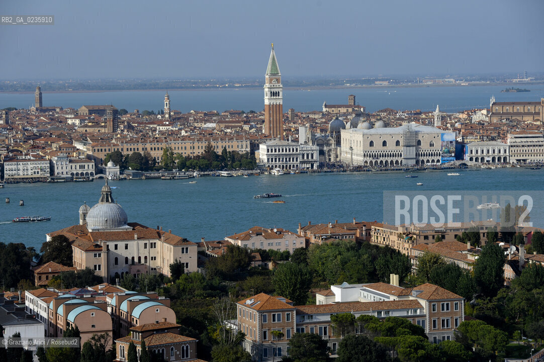 Venice october 2010 - The aerial view of Venice skyline giudecca S.Marco foto aerea ©Graziano Arici/Rosebud2