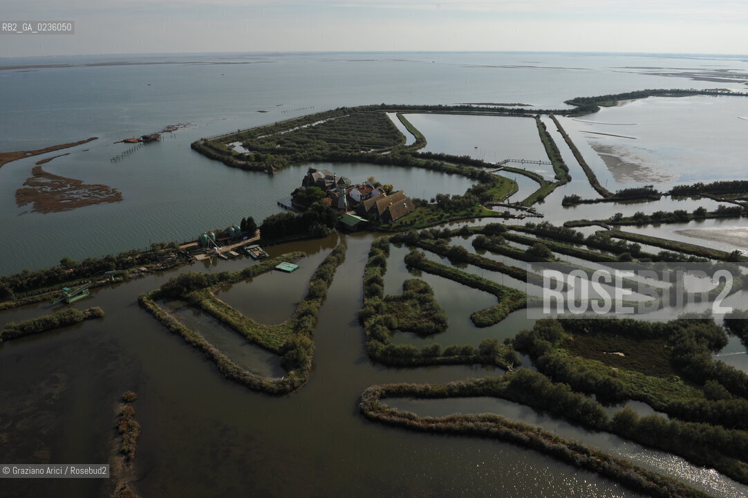VENEZIA 11/10/10- FOTO AEREE DELLE BARENE DELLA LAGUNA SUD VALLE DA PESCA VALLE ZAPPA ©Graziano Arici/Rosebud2 CONSORZIO VENEZIA NUOVA LAGUNA BARENA VALLE DA PESCA