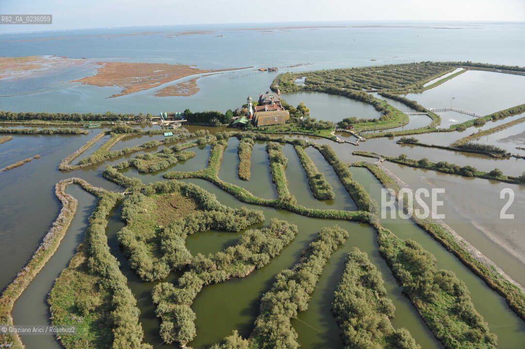 VENEZIA 11/10/10- FOTO AEREE DELLE BARENE DELLA LAGUNA SUD VALLE DA PESCA VALLE ZAPPA ©Graziano Arici/Rosebud2 CONSORZIO VENEZIA NUOVA LAGUNA BARENA VALLE DA PESCA
