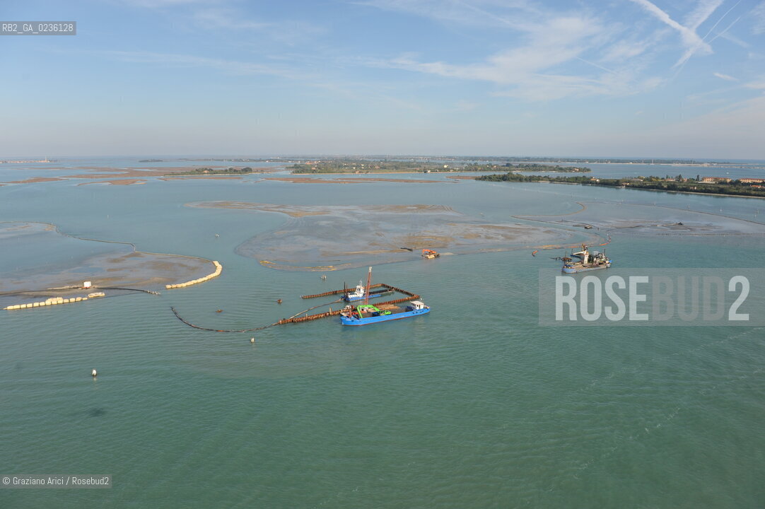 VENEZIA 11/10/09 - FOTO AEREE DELLE BARENE DELLA LAGUNA NORD ©Graziano Arici/Rosebud2 CONSORZIO VENEZIA NUOVA LAGUNA BARENA