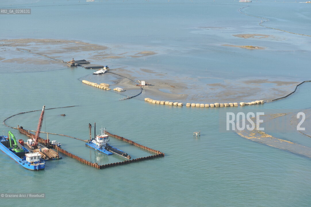 VENEZIA 11/10/09 - FOTO AEREE DELLE BARENE DELLA LAGUNA NORD ©Graziano Arici/Rosebud2 CONSORZIO VENEZIA NUOVA LAGUNA BARENA