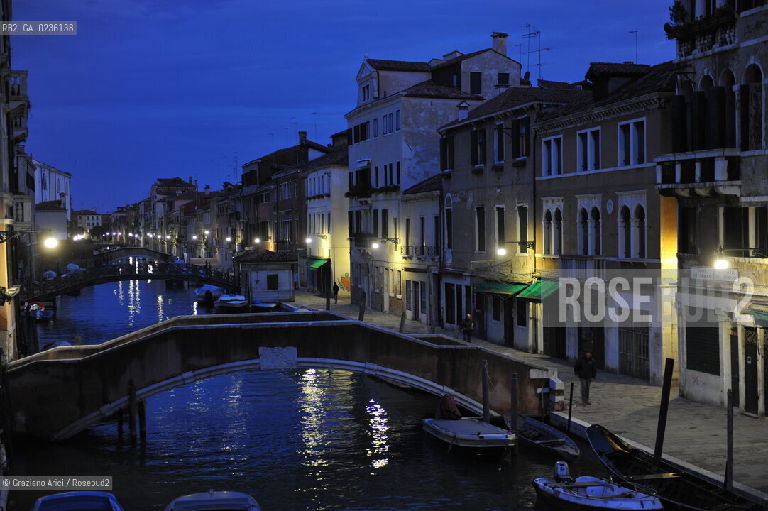 Venice october 2010 - sunrise in Venice alba ©Graziano Arici/Rosebud2