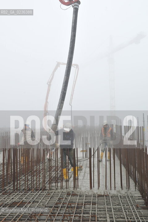 Venezia 9/12/10 - LAVORI IN CORSO ALLA BOCCA DI PORTO DI MALAMOCCO ©Graziano Arici/Rosebud2 CONSORZIO VENEZIA NUOVA