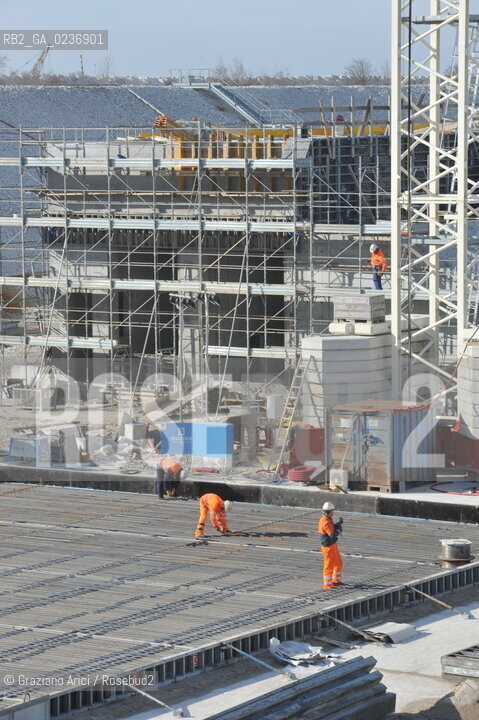 VENEZIA 3/2/11 - LAVORI IN CORSO ALLA BOCCA DI PORTO DI LIDO LATO TREPORTI ©Graziano Arici/Rosebud2 CONSORZIO VENEZIA NUOVA