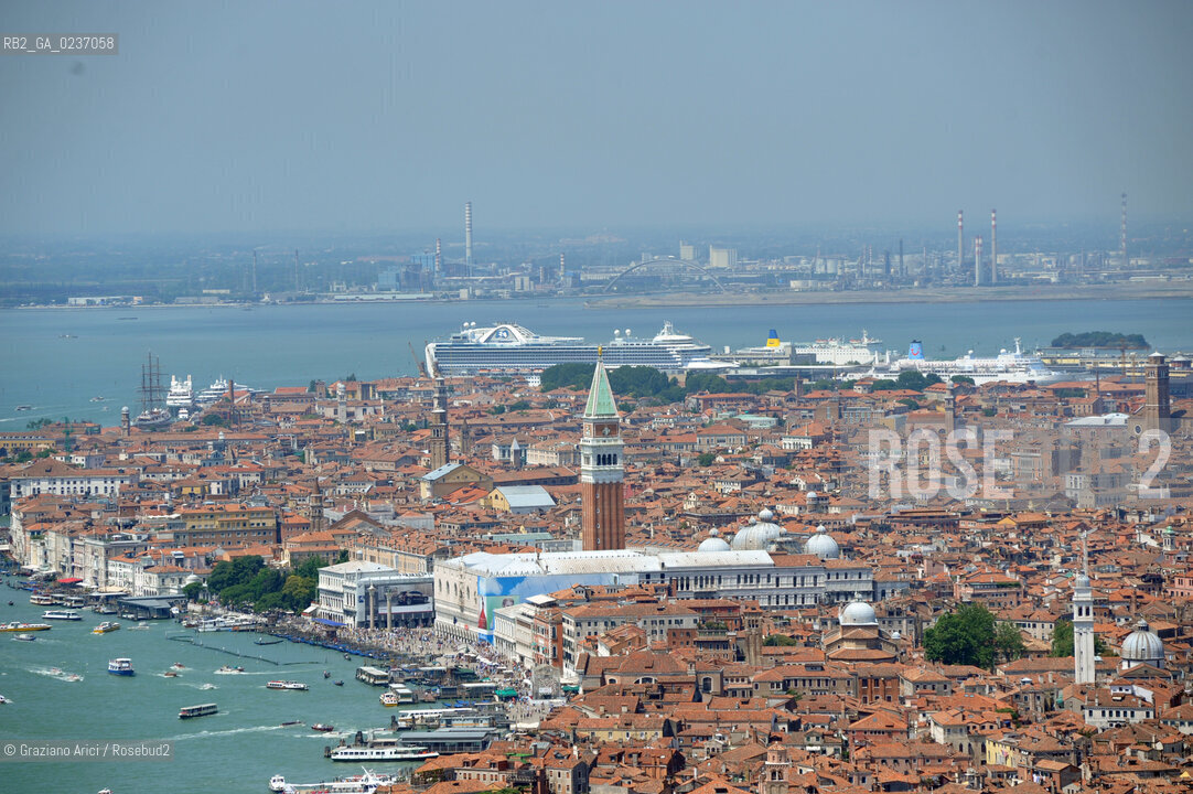 Venezia maggio 2011 - Foto Aerea Bacino di San Marco ©Graziano Arici/Rosebud2.Venice mai 2011 - Aerial View of St.Marks Bassin  ©Graziano Arici/Rosebud2