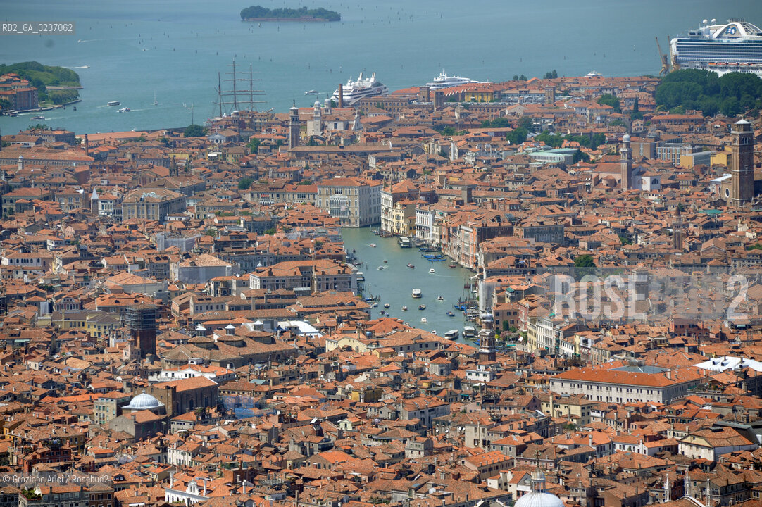 Venezia maggio 2011 - Foto Aerea del Canal Grande©Graziano Arici/Rosebud2.Venice mai 2011 - Aerial View of Grand Canal ©Graziano Arici/Rosebud2