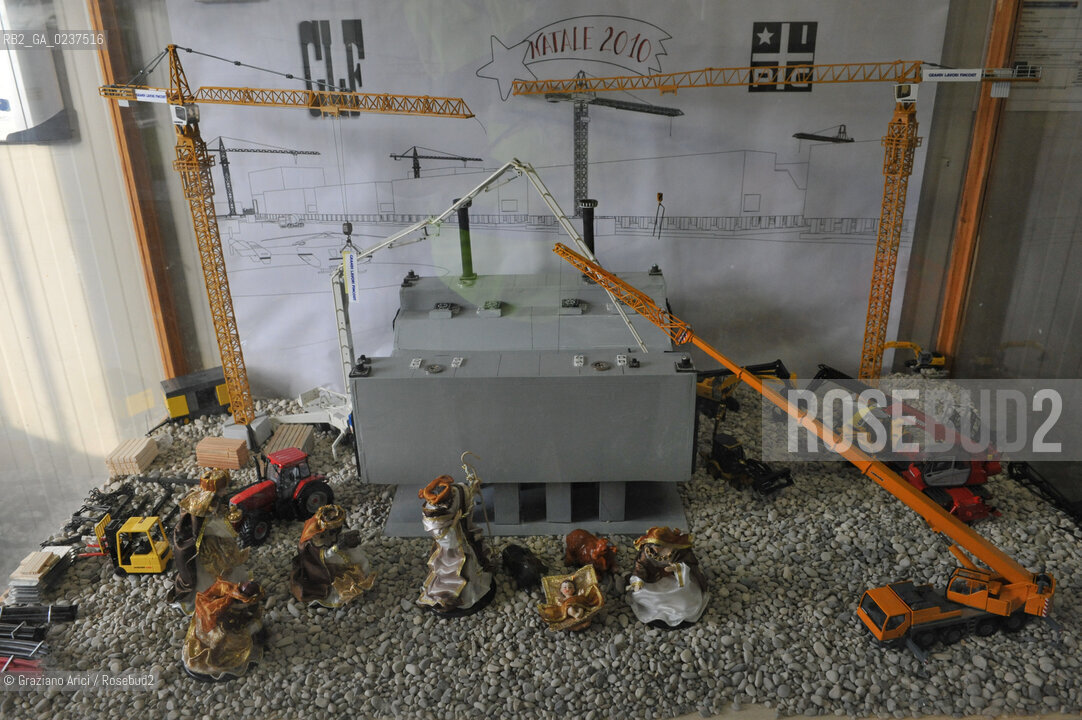 VENEZIA 15/12/10 - LAVORI ALLA BOCCA DI PORTO DI MALAMOCCO SICUREZZA  ©Graziano Arici/Rosebud2  CONSORZIO VENEZIA NUOVA