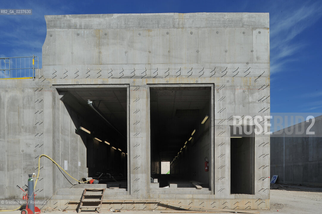 VENEZIA 3/2/11 - LAVORI IN CORSO ALLA BOCCA DI PORTO DI LIDO LATO TREPORTI ©Graziano Arici/Rosebud2 CONSORZIO VENEZIA NUOVA