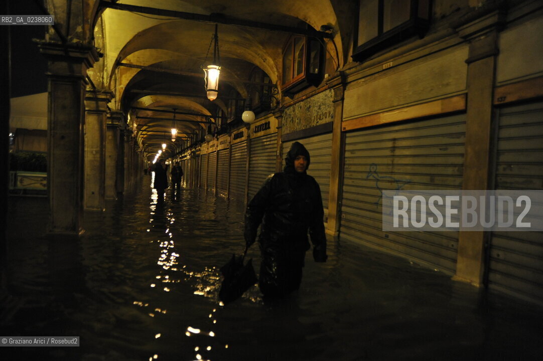Venice 31/10/12 - High tide in Venice alta marea venezia acqua alta ©  graziano arici