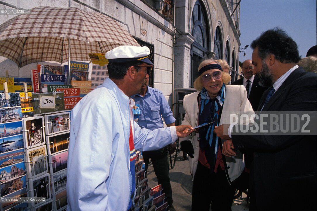 Venezia,1987. Visita a Venezia di Maria Josè di Savoia, ex regina dItalia, moglie di Umberto I di Savoia. Politica Regina Italia Savoia ritratto.Venice,1987. Maria Josè di Savoia, ex Queen of Italy, wife of Umberto I di Savoia, during the visit in Venice ©Graziano Arici/Rosebud2