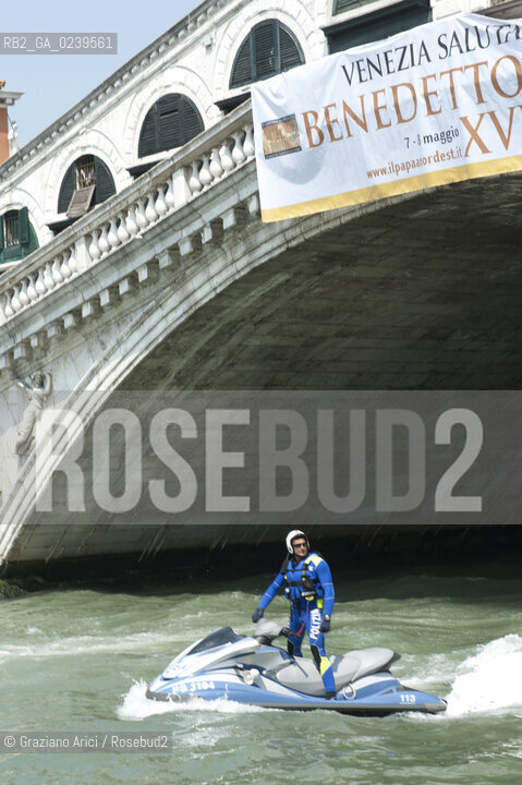 Venice 8/5/11 - Benedict XVIs visit to the Diocese of the Northeast: Pope Ratzinger visit the city of Venice in S.Marks Place with the Cardinal Scola papa piazza s.marco moto dacqua ©Graziano Arici/Rosebud2