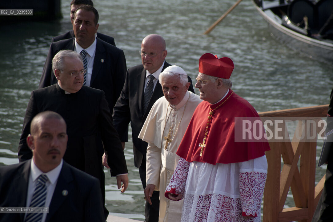 Venice 8/5/11 - Benedict XVIs visit to the Diocese of the Northeast: Pope Ratzinger visit the city of Venice in S.Marks Place with the Cardinal Scola papa piazza s.marco ©Graziano Arici/Rosebud2